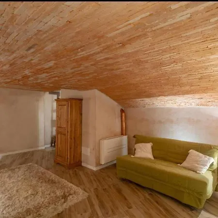 Apartment Gemuetliche Le Volte By Interhome *