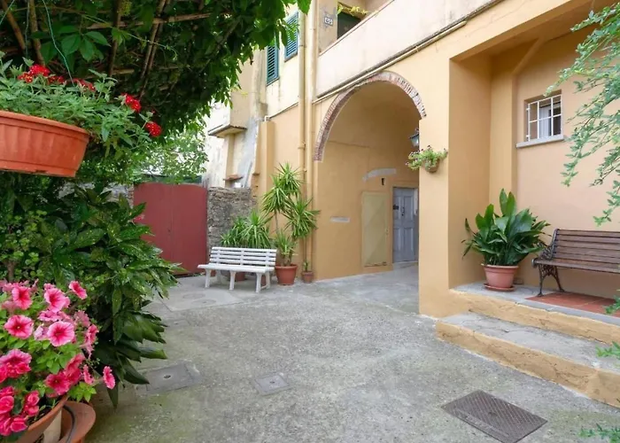 Διαμέρισμα Gemuetliche Le Volte By Interhome