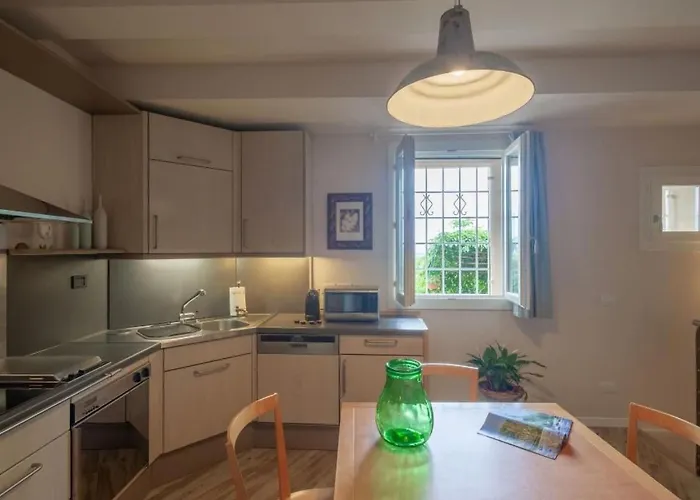 Gemuetliche Le Volte By Interhome